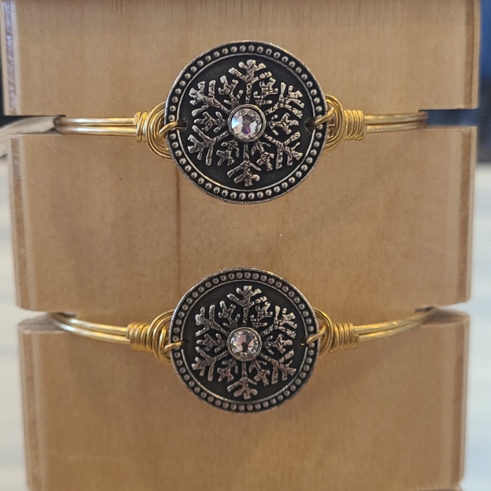 Silver or Gold Snowflake Bracelet